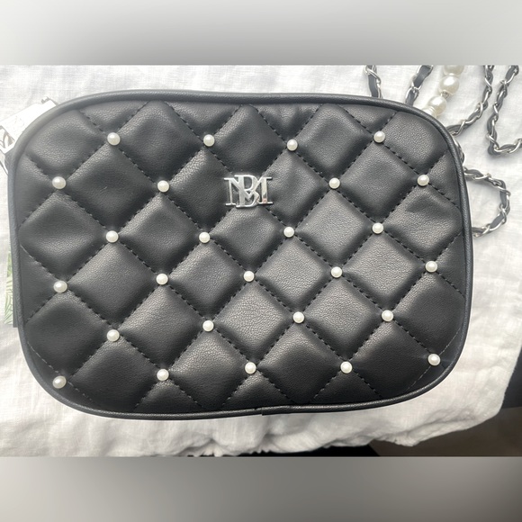 Badgley Mischka Quilted Crossbody, Black - Picture 3 of 8